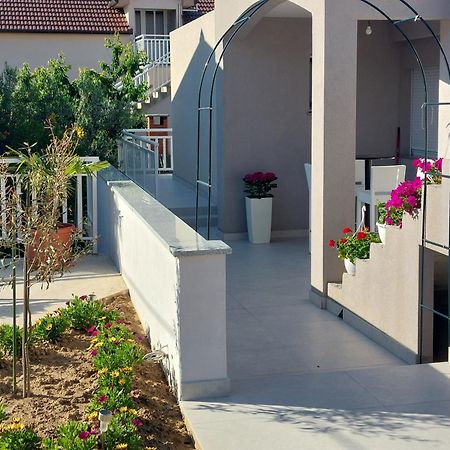 Apartmani Perla ネウム エクステリア 写真
